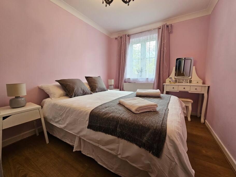 Апартаменты Lovely Flat Close To Shepherd'S Bush Лондон Экстерьер фото